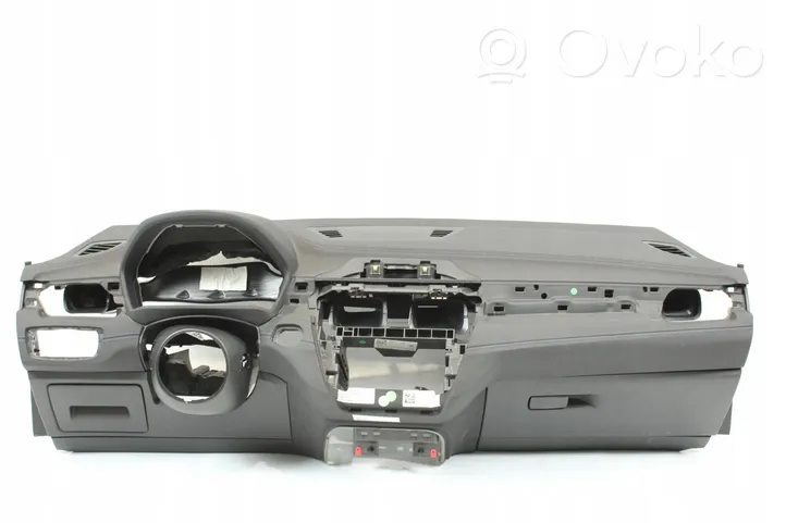 BMW X2 F39 Panelė 8099037