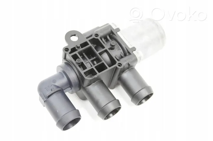 BMW X1 U11 Pompe à eau de liquide de refroidissement 5A1C977