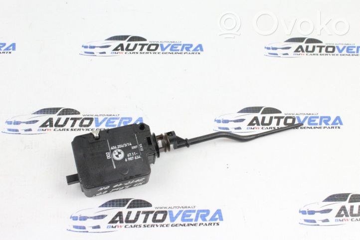 BMW X3 E83 Motorino del tappo del serbatoio del carburante 6987634