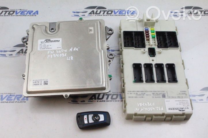 BMW 4 F32 F33 Juego de cerradura y set ECU del motor 8626762