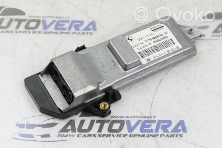 BMW 7 F01 F02 F03 F04 Réglage de la hauteur de la ceinture de sécurité 9 202 178