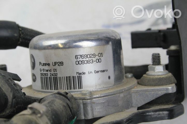 BMW M6 Vacuum pump 6769029