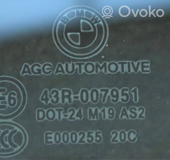 BMW i3 aizmugurējo durvju stikls 7288186