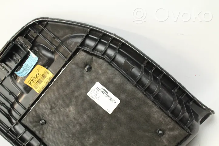 BMW X6 M Dolny panel schowka koła zapasowego 7246987