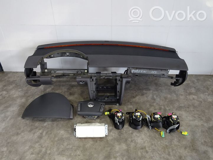 Volkswagen Phaeton Airbag set with panel 