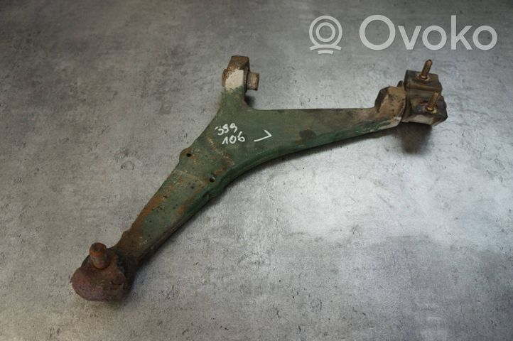 Peugeot 106 Braccio di controllo sospensione anteriore inferiore/braccio oscillante 