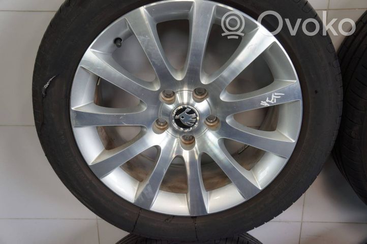 Skoda Yeti (5L) R17-alumiinivanne 5L0601025N