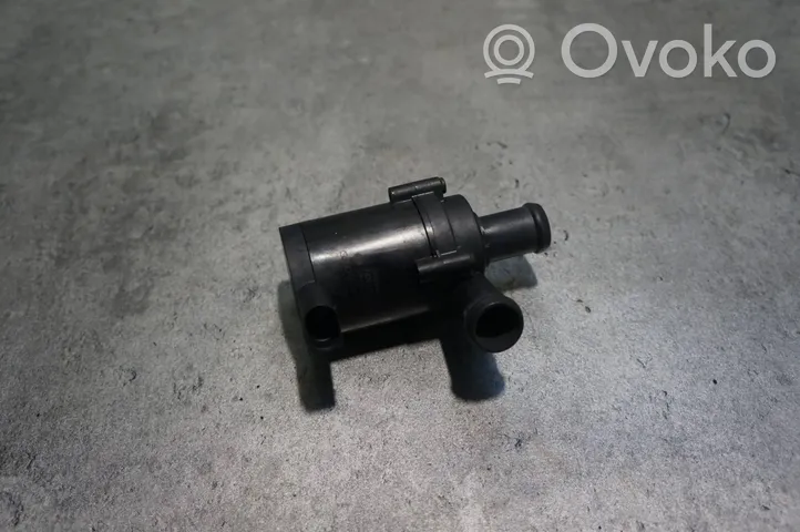 Volkswagen Golf Plus Pompe à eau de liquide de refroidissement 1K0965561L