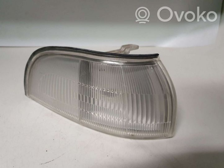 Toyota Corolla E100 Front indicator light 082121578R