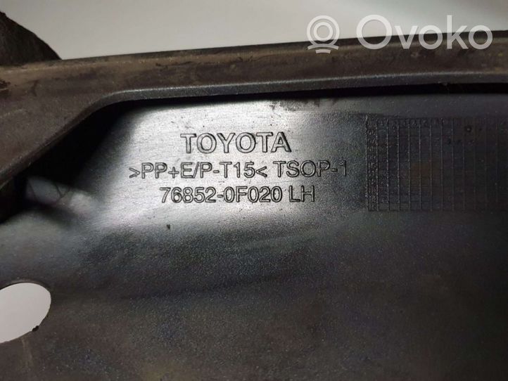 Toyota Corolla Verso AR10 Narożnik zderzaka przedniego 768520F020