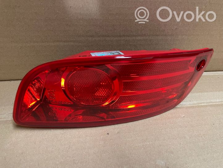 Hyundai Santa Fe Rear tail light reflector 924092B010