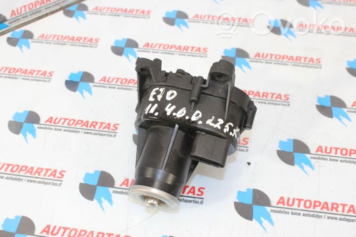 BMW X5 E70 Attuatore/motore della valvola del collettore di aspirazione 7811299