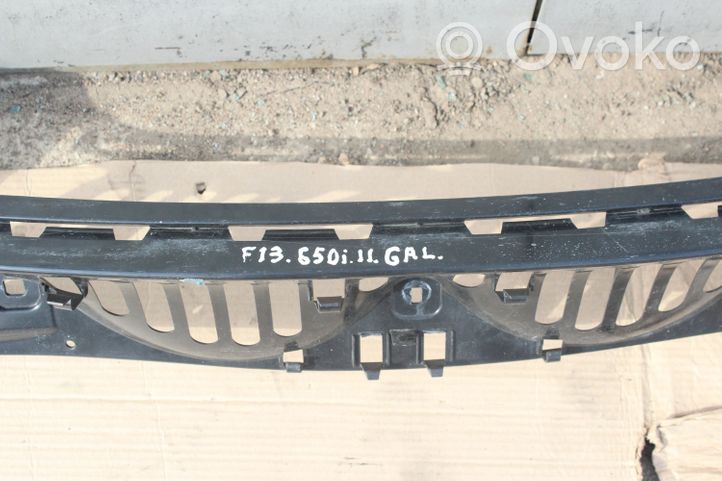 BMW 6 F12 F13 Rear bumper mounting bracket 7223161
