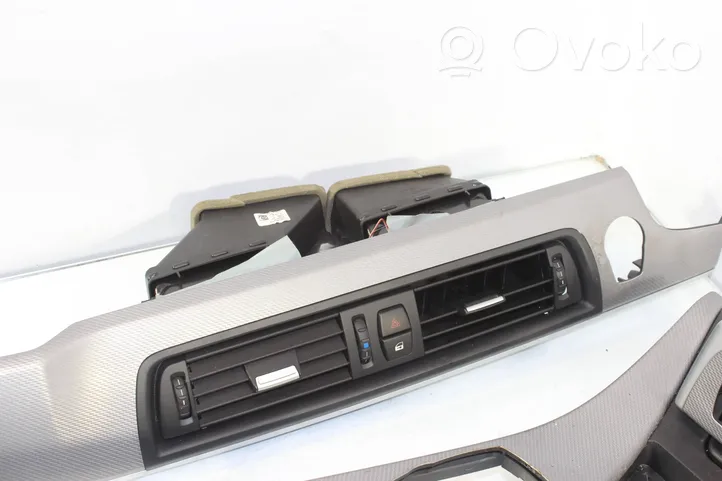 BMW 5 F10 F11 Inserti decorativi cornice della consolle centrale 