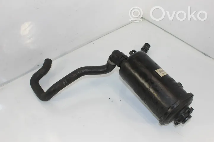 BMW X6 E71 Tubo flessibile del liquido di raffreddamento del motore 10617211