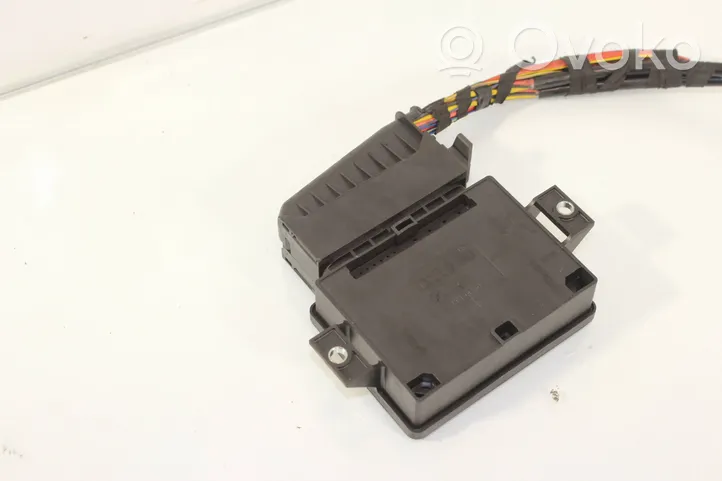 BMW X4 F26 Hand brake control module 6863277