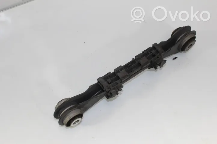 BMW 2 F22 F23 Brazo de suspensión/horquilla superior trasero 6792544