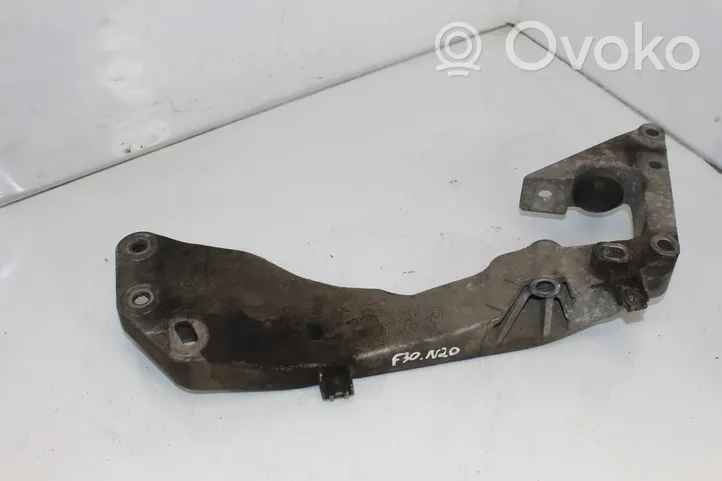 BMW 3 F30 F35 F31 Supporto di montaggio scatola del cambio 6769281