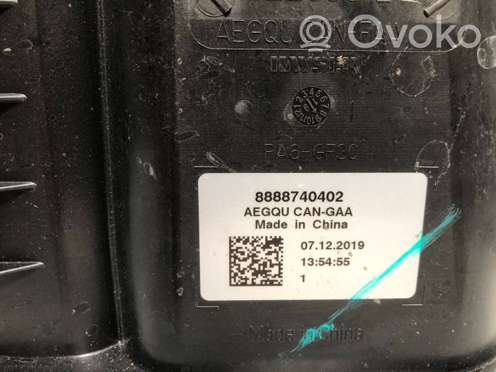 Volvo XC40 Aktiivihiilisuodattimen polttoainehöyrysäiliö 8888740402