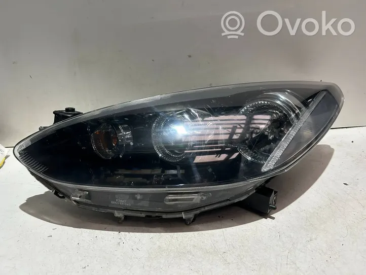 Mazda 2 Lampa przednia DR6151040