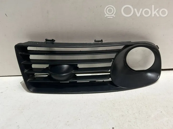 Seat Alhambra (Mk1) Grille inférieure de pare-chocs avant 7M7853634A