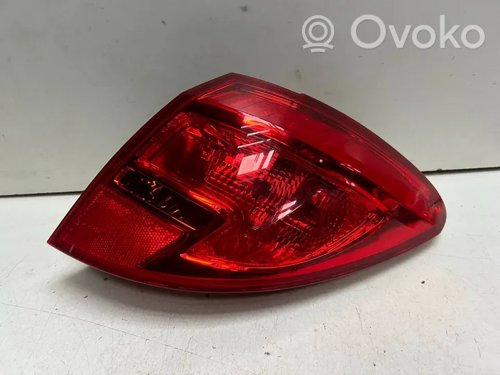 Opel Meriva B Lampa tylna 13434860