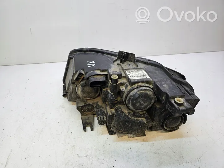 Audi A4 S4 B8 8K Etu-/Ajovalo 8K0941004A