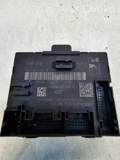 Audi Q3 F3 Durų elektronikos valdymo blokas 5Q0959592E