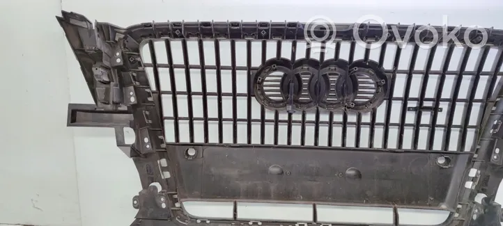 Audi Q5 SQ5 Front bumper upper radiator grill 8R0853651