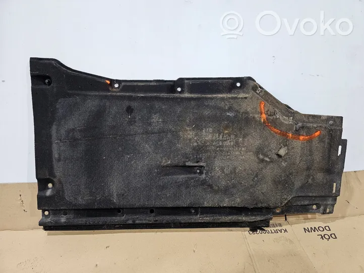 Audi A4 S4 B9 Couvercle de plateau inférieur 8W0825207