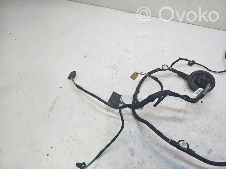 Audi A3 S3 8V Проводка задних дверей 8V5971687C