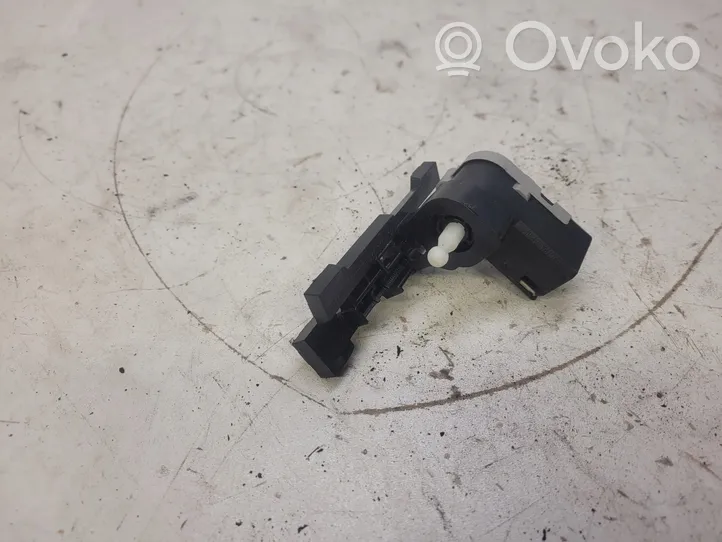 Audi A4 S4 B9 Motorino di regolazione assetto fari 1J0941295E