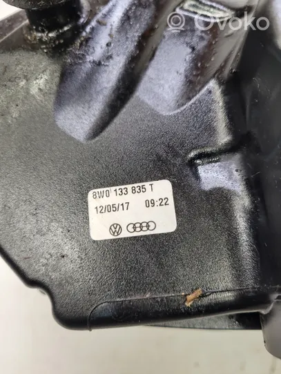 Audi A4 S4 B9 Boîtier de filtre à air 8W0133835T