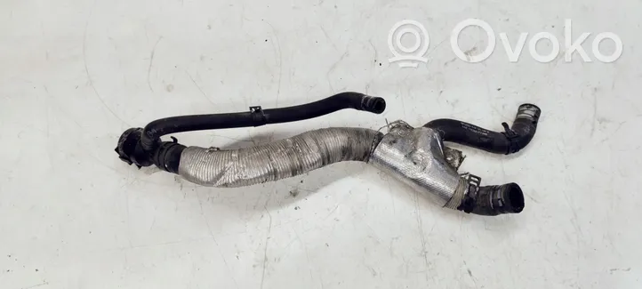 Audi TT TTS Mk2 Tuyau de liquide de refroidissement moteur 8J0121157A