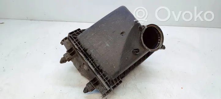 Audi A4 S4 B7 8E 8H Scatola del filtro dell’aria 059133835A