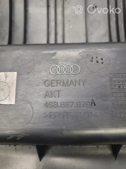 Audi A7 S7 4G Takaluukun alaosan verhoilu 4G8867979A