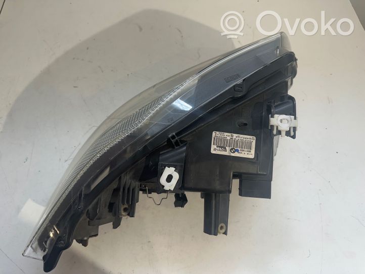 BMW 3 E90 E91 Lampa przednia 6942721