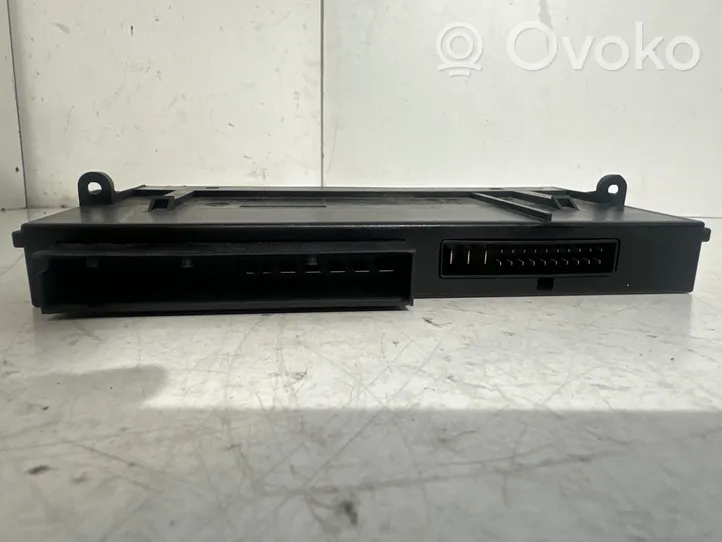 BMW 3 E90 E91 Module confort 10681810