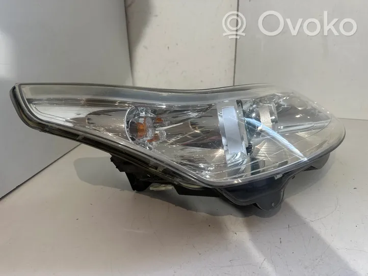 Citroen C4 I Lampa przednia 9684382880