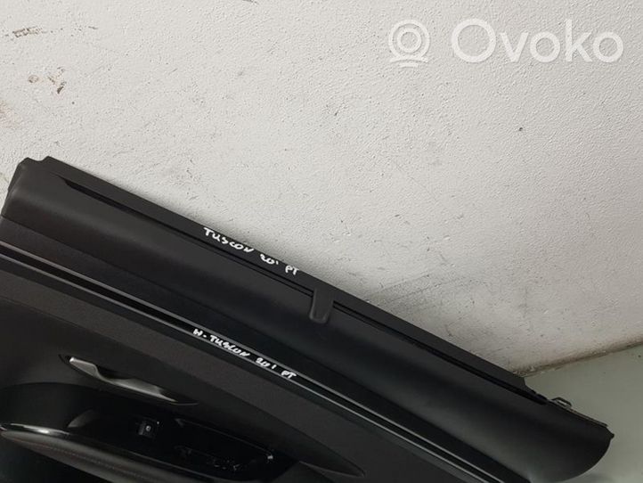 Hyundai Tucson IV NX4 Apmušimas galinių durų (obšifke) 
