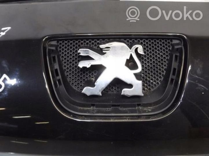 Peugeot 1007 Grille calandre supérieure de pare-chocs avant 