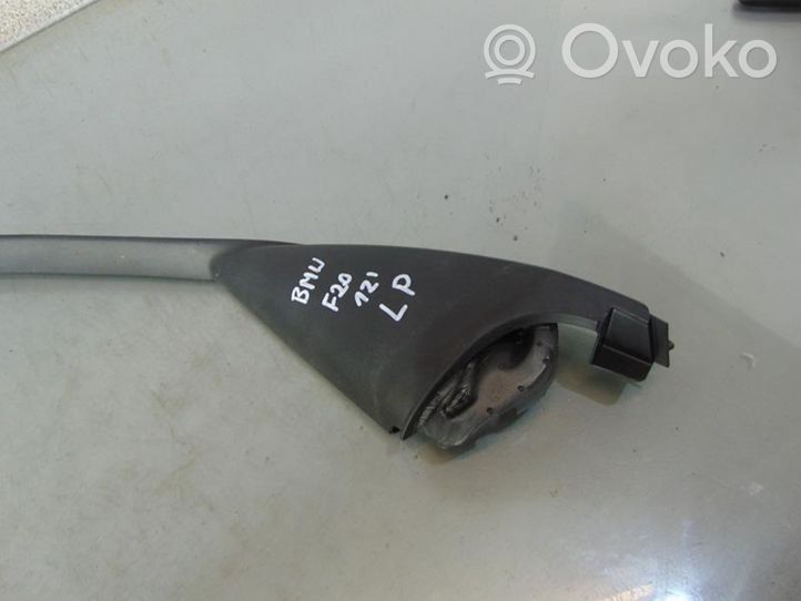 BMW 1 F20 F21 Priekšpusē durvju dekoratīvā apdare (moldings) 7241201