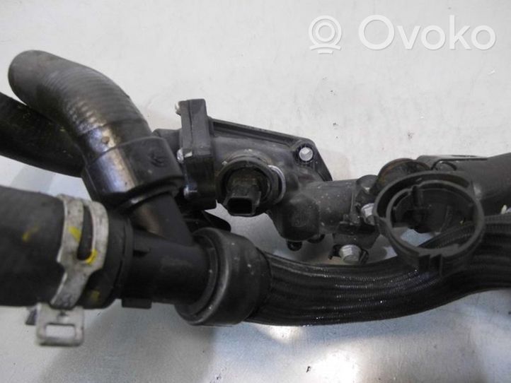 Renault Kangoo II Boîtier de thermostat 