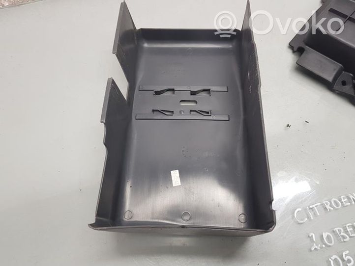 Citroen Xsara Picasso Support boîte de batterie 