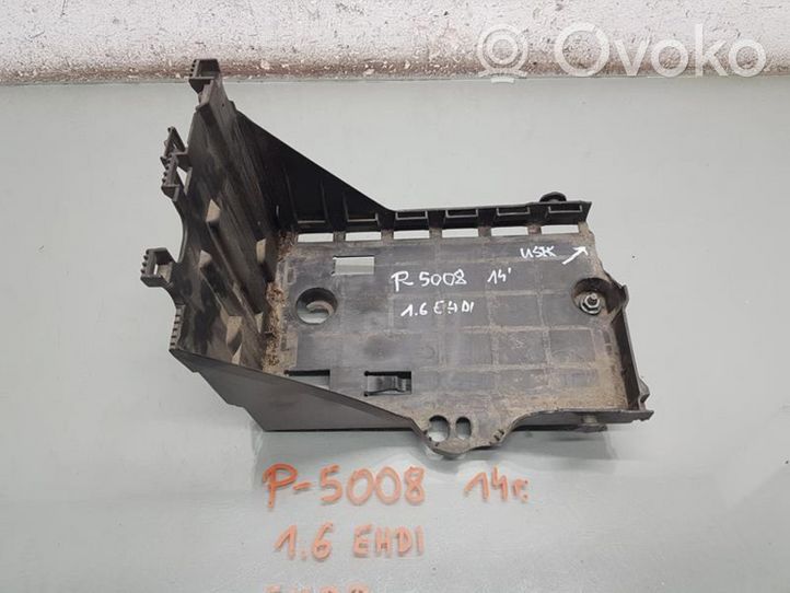 Peugeot 5008 Support boîte de batterie 9689002180