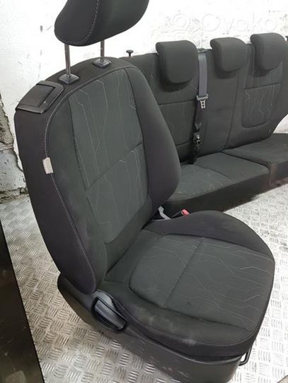 KIA Picanto Fotele / Kanapa / Komplet 