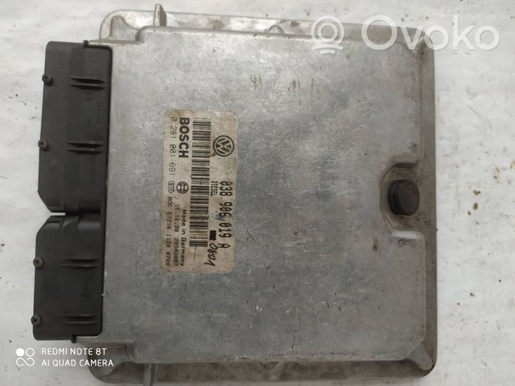 Audi A4 S4 B5 8D Sterownik / Moduł ECU 038906019A