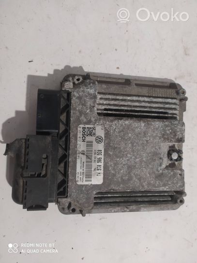 Volkswagen Golf V Calculateur moteur ECU 03G906016HJ