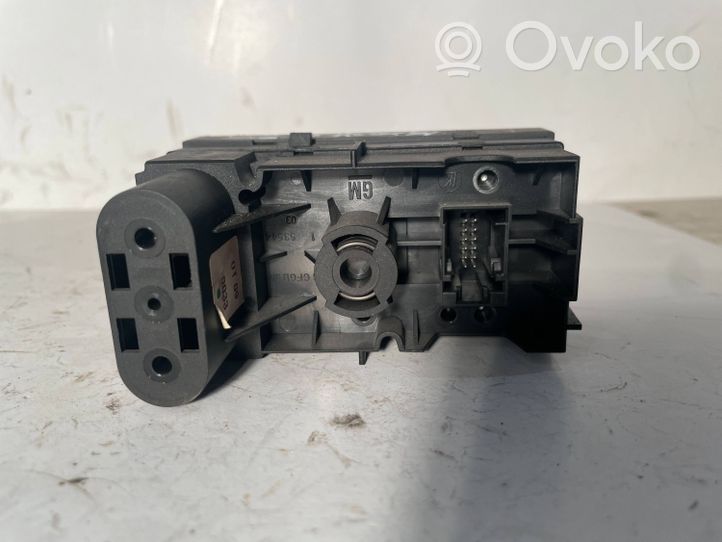 Opel Vectra C Kiti jungtukai/ rankenėlės/ perjungėjai 9185881