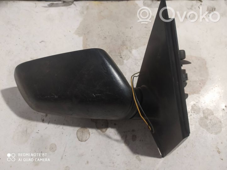 Volkswagen Polo IV 9N3 Manual wing mirror E9014245